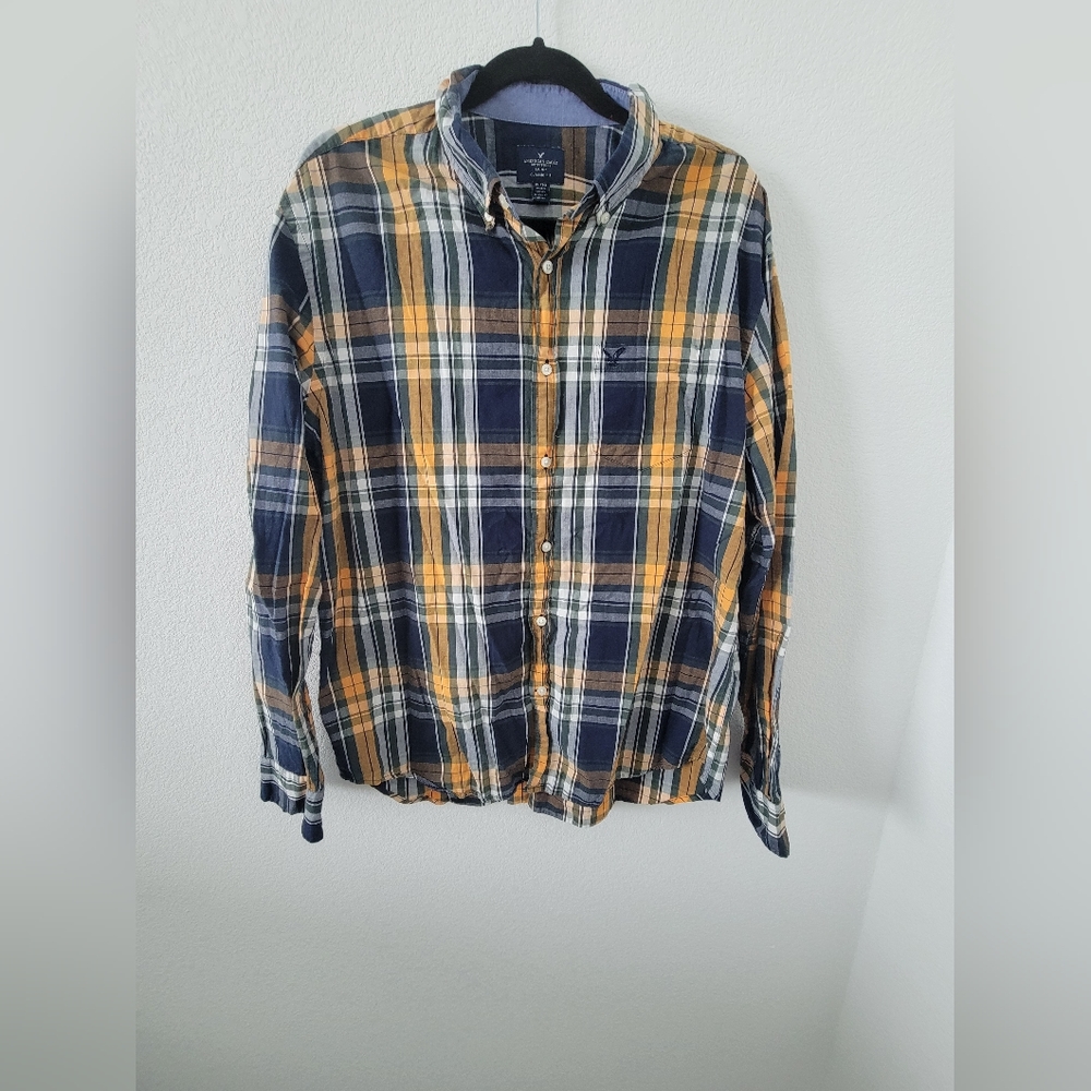Mens American Eagle button down shirt